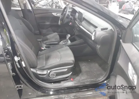 2023 Kia Forte Lxs z USA, uszkodzony, nr VIN 3KPF24ADXPE618697